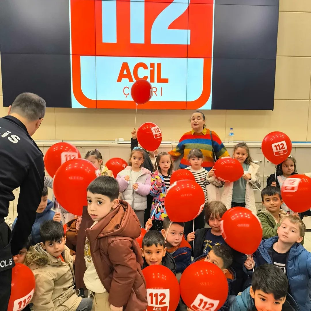 Sinop'ta minikler, 112 Acil Çağrı Merkezi’ni ziyaret etti